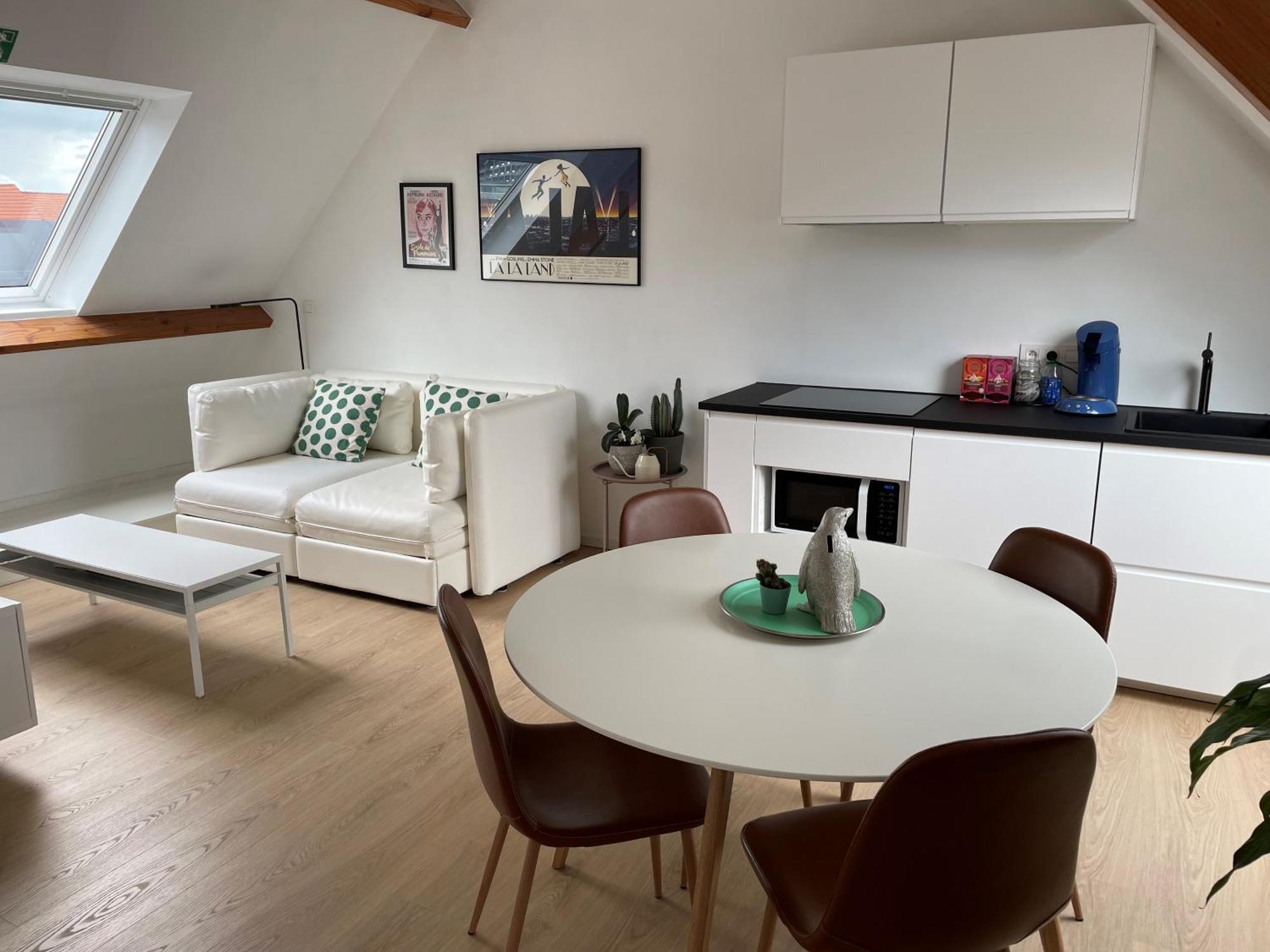 Appartement Lovely & Stylish At P36 Gent, Near The Center